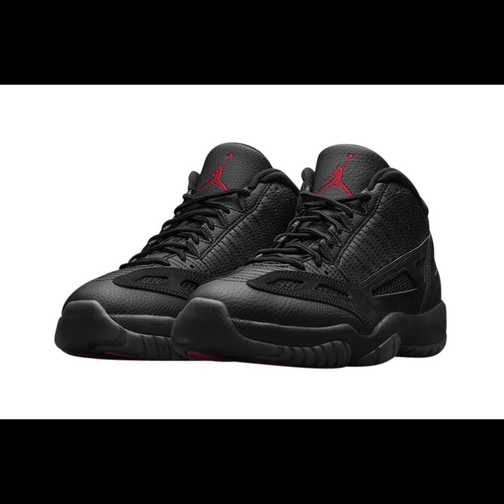 Air Jordan 11 Low BG “Referee”